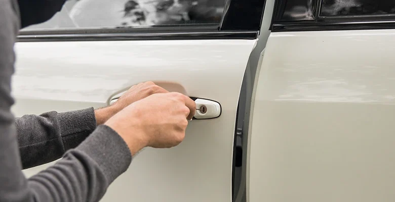 Car Unlock Service Near Me in Dubai